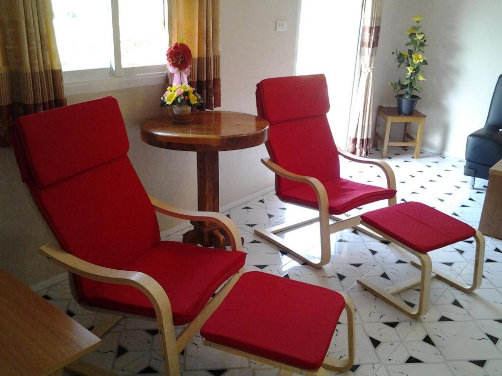Moon River Resort Ubon Ratchathani Ruang foto